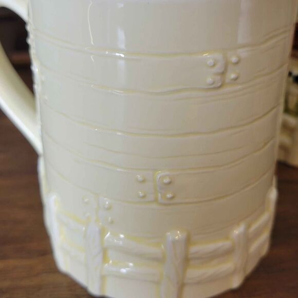 3 Vintage Japan 3D Farm Scene Mugs Barn Cow Fencing - Picture 5 of 10